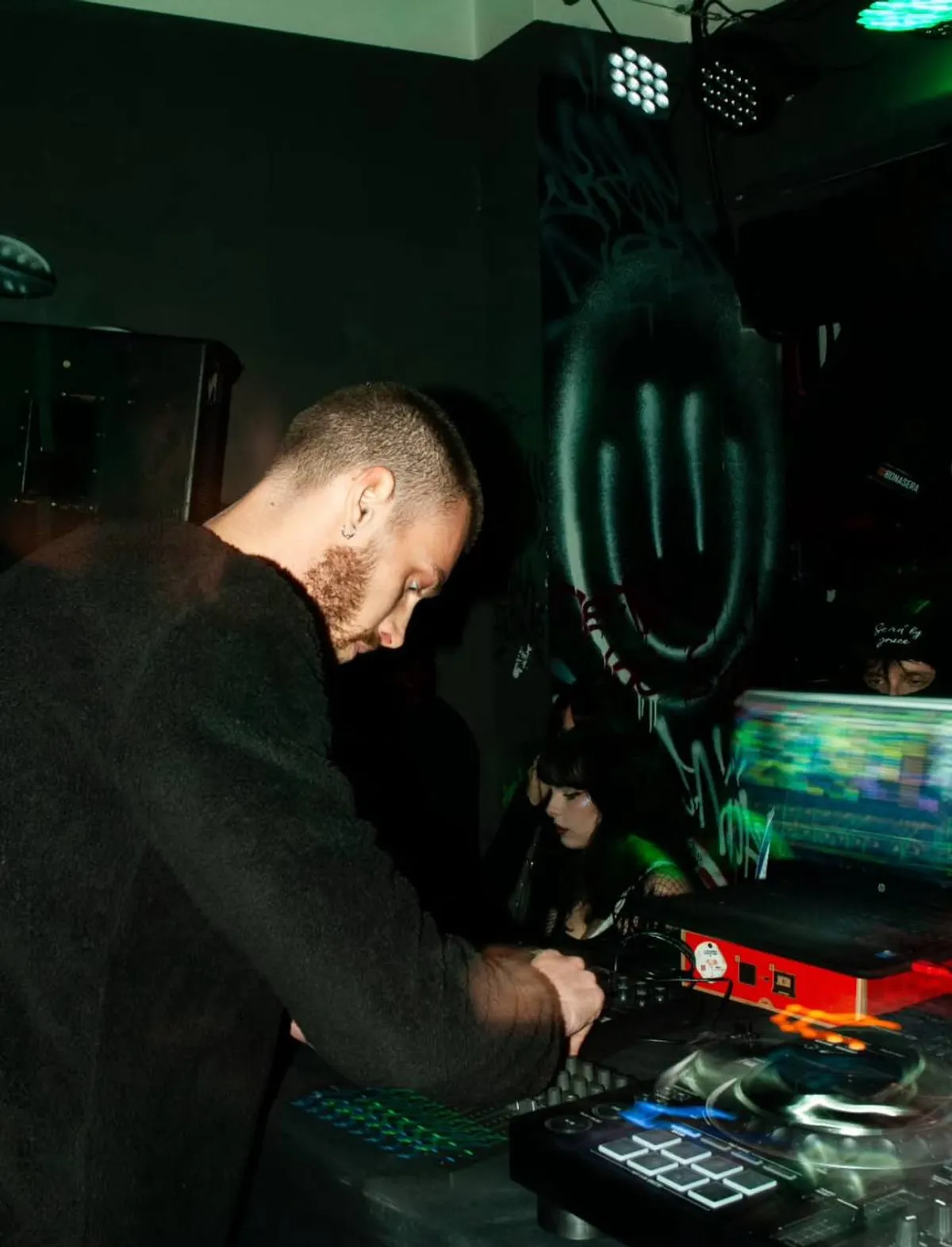 Giorgio Lorefice at the decks